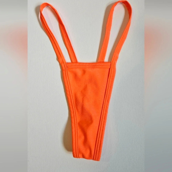 🟢3/$19🟢 Lot of 3 Thong Bikini Bottoms Shekini NWOT - Picture 9 of 9